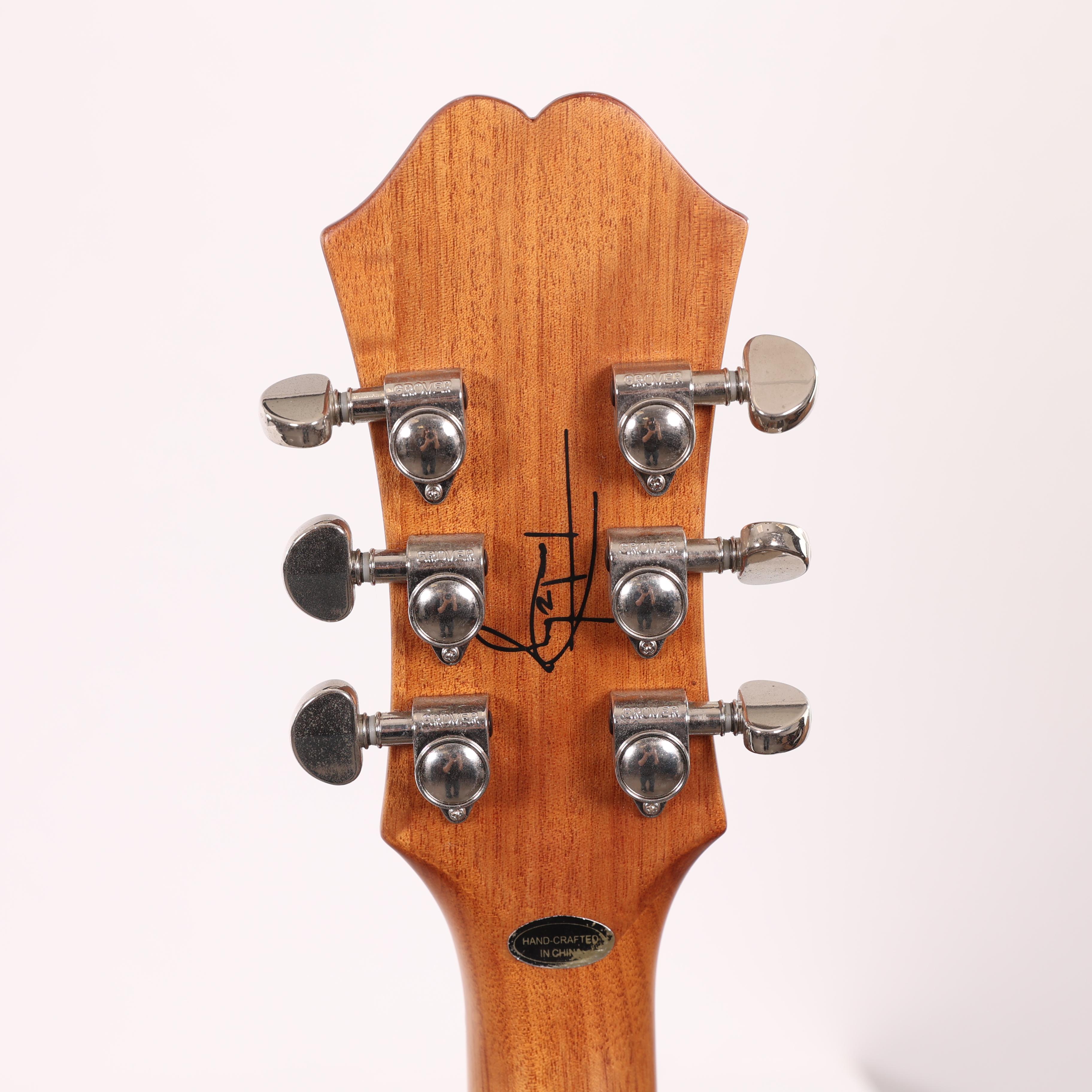 Second Hand Epiphone Tom Delonge Signature ES-333 - Andertons